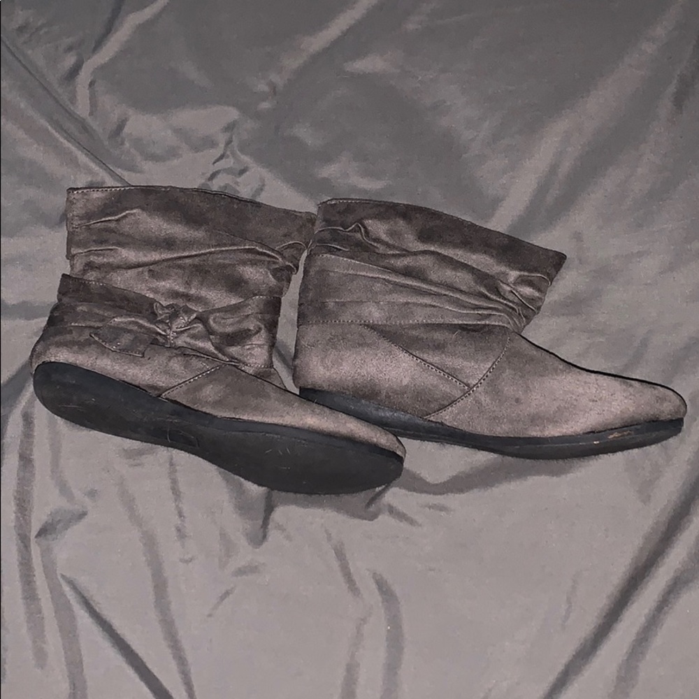 Grey boots!